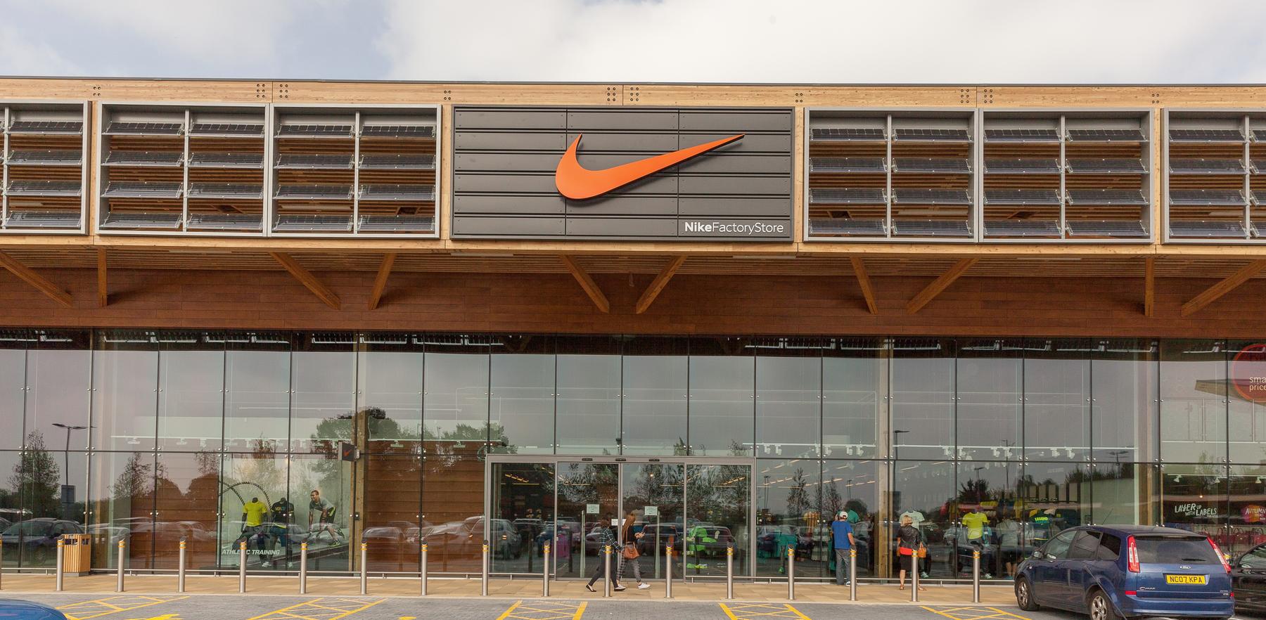 nike clearance shop