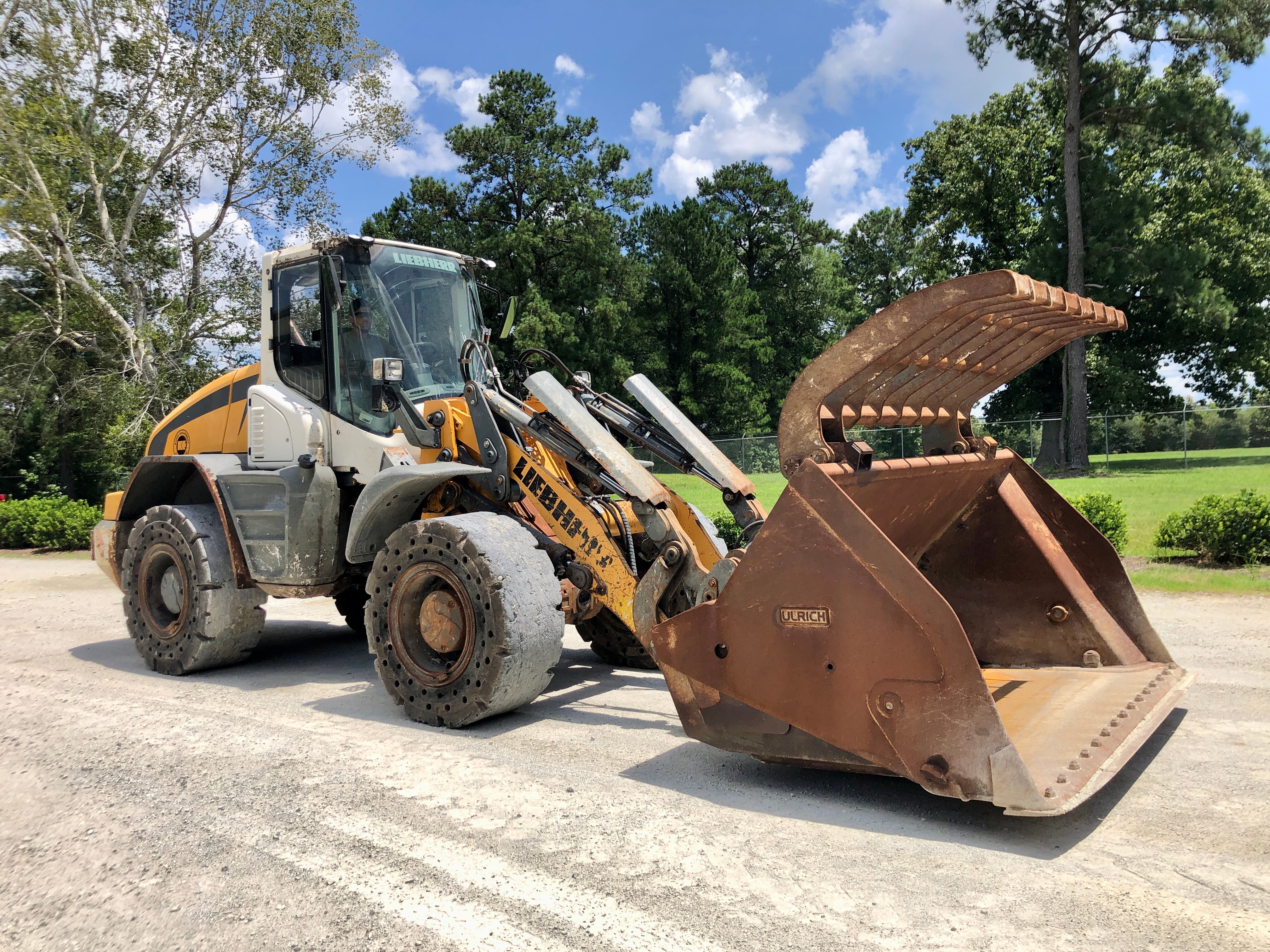 Used 2014 Liebherr L542 For Sale