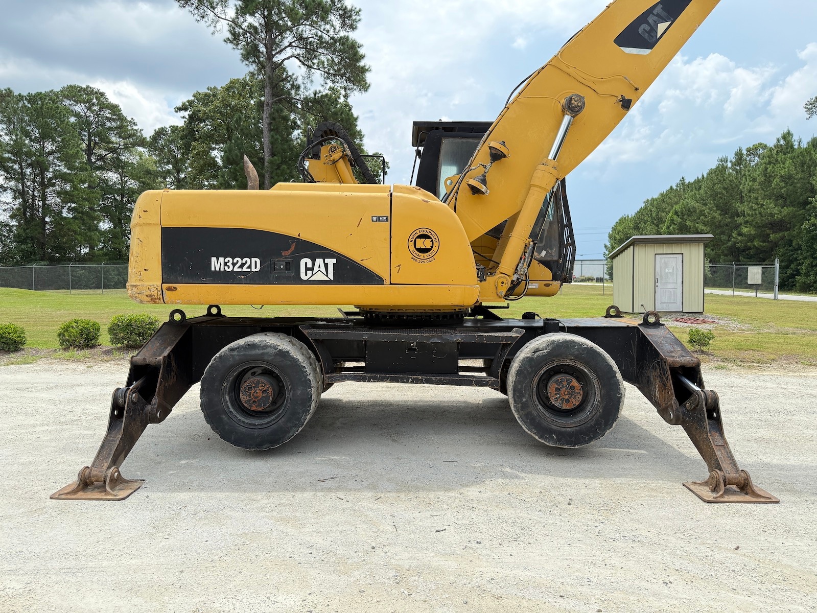 Used 2007 Caterpillar M322D MH For Sale