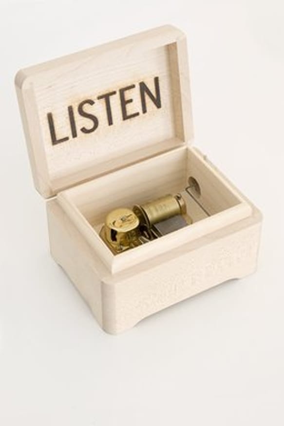 Silent (Music Box) thumbnail 2