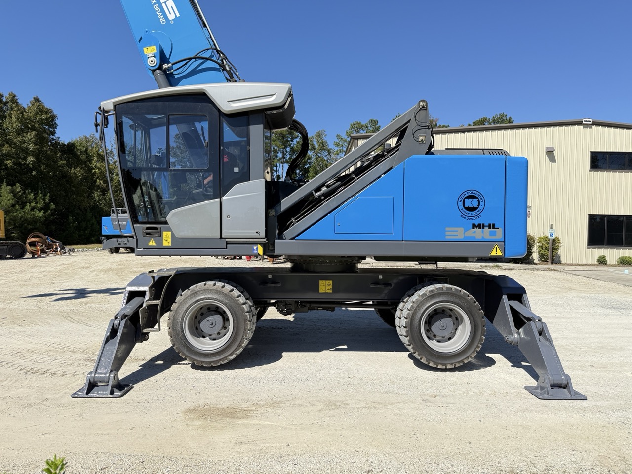 2022 Fuchs MHL340F