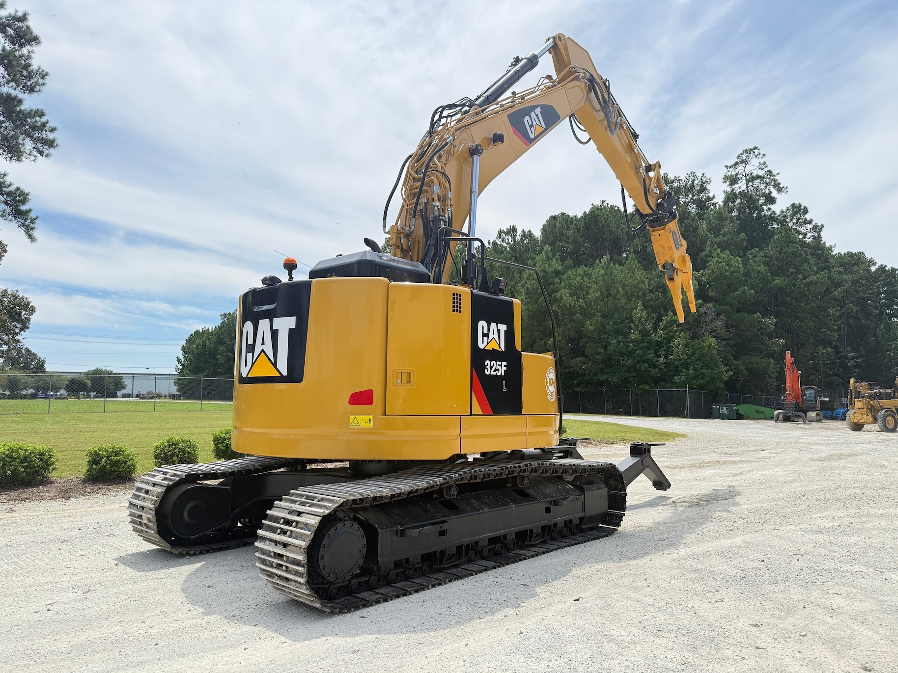 Used 2018 Caterpillar 325F L (AD) For Sale