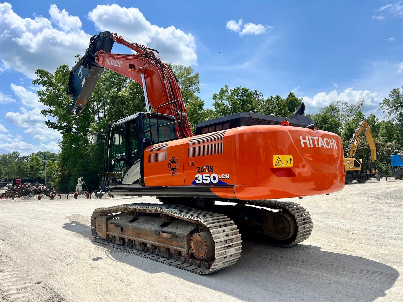 Used 2019 Hitachi ZX350LCN-6 w/ shear For Sale