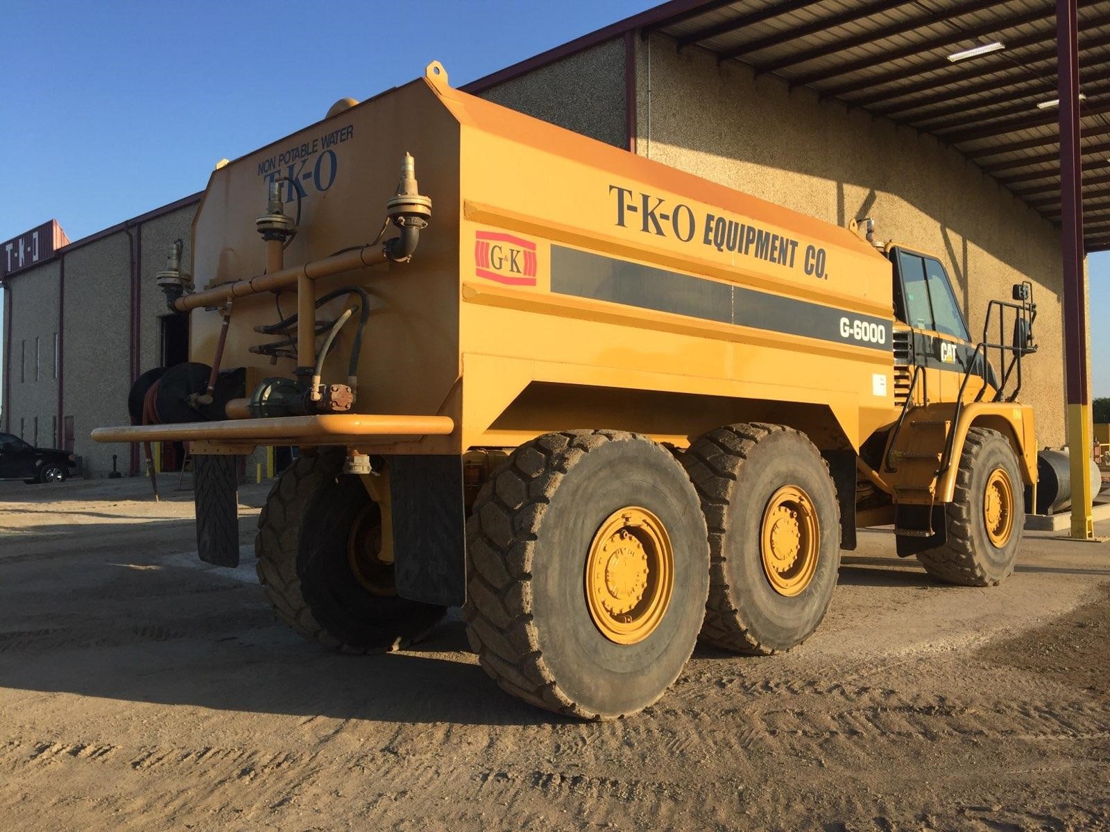 2005 Caterpillar 725 For Sale (64878090) from T-K-O Equipment Co. [3725 ...