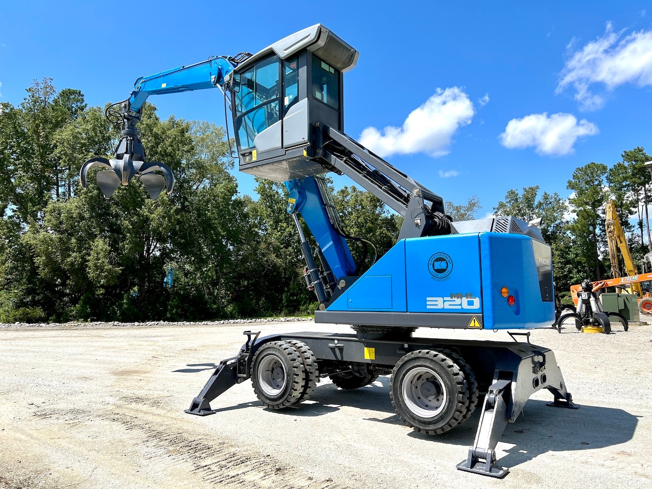 Used 2019 Fuchs MHL320F For Sale