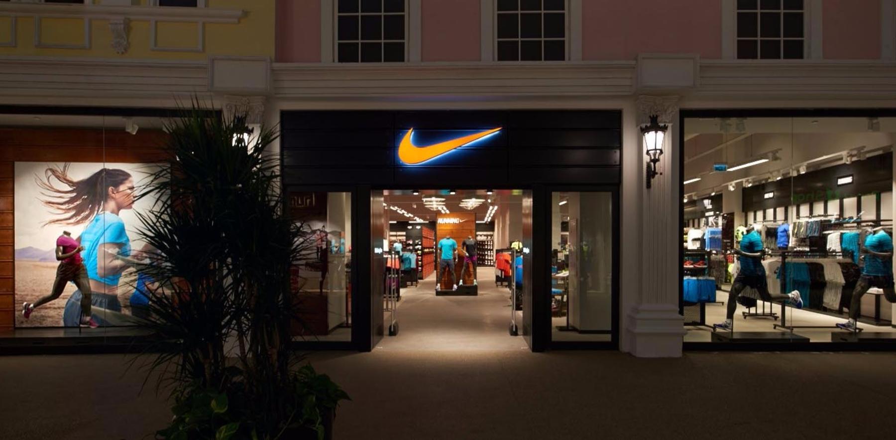 nike store venezia nike store venezia