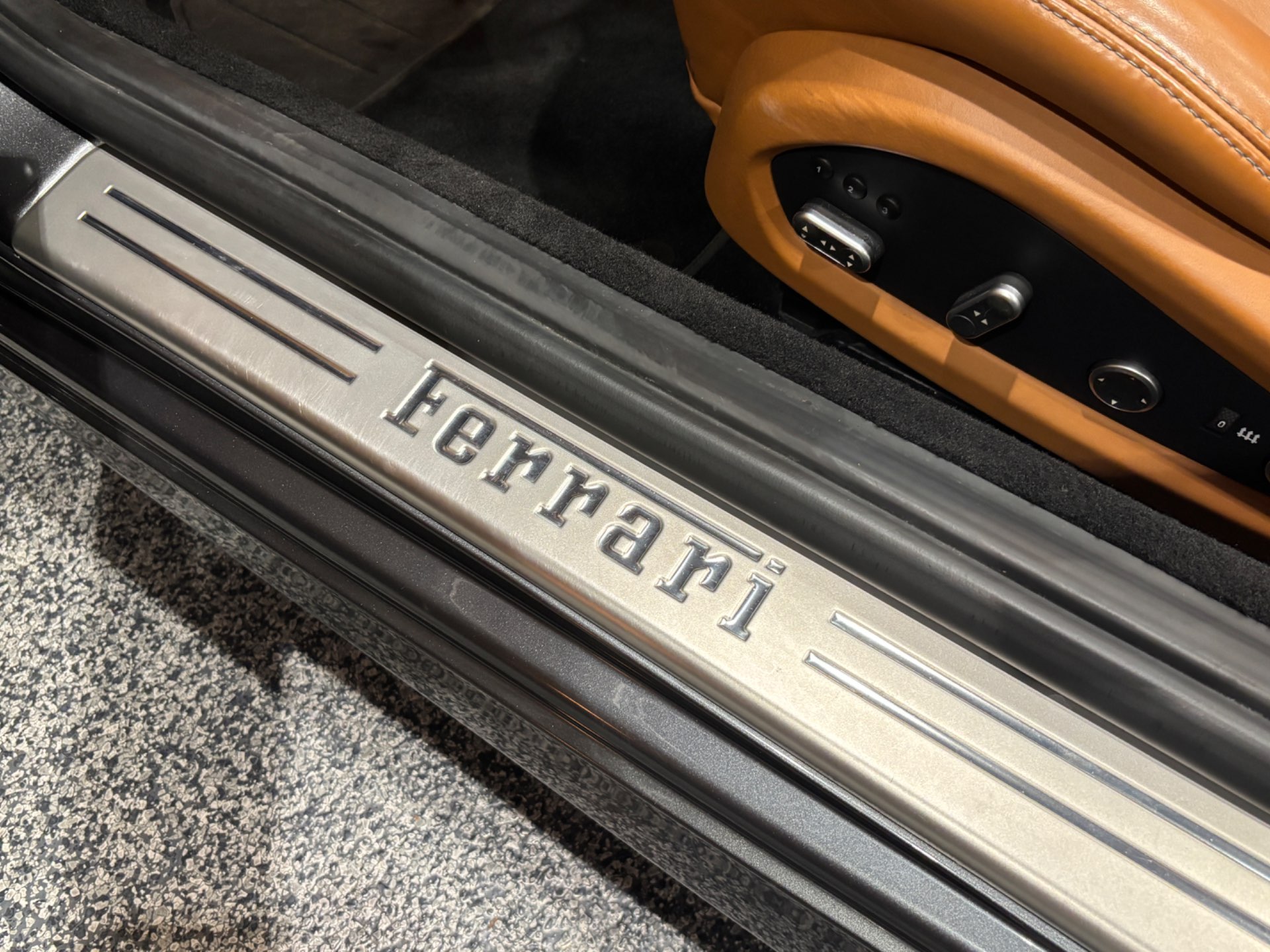 2015 Ferrari California T Base - Photo 51