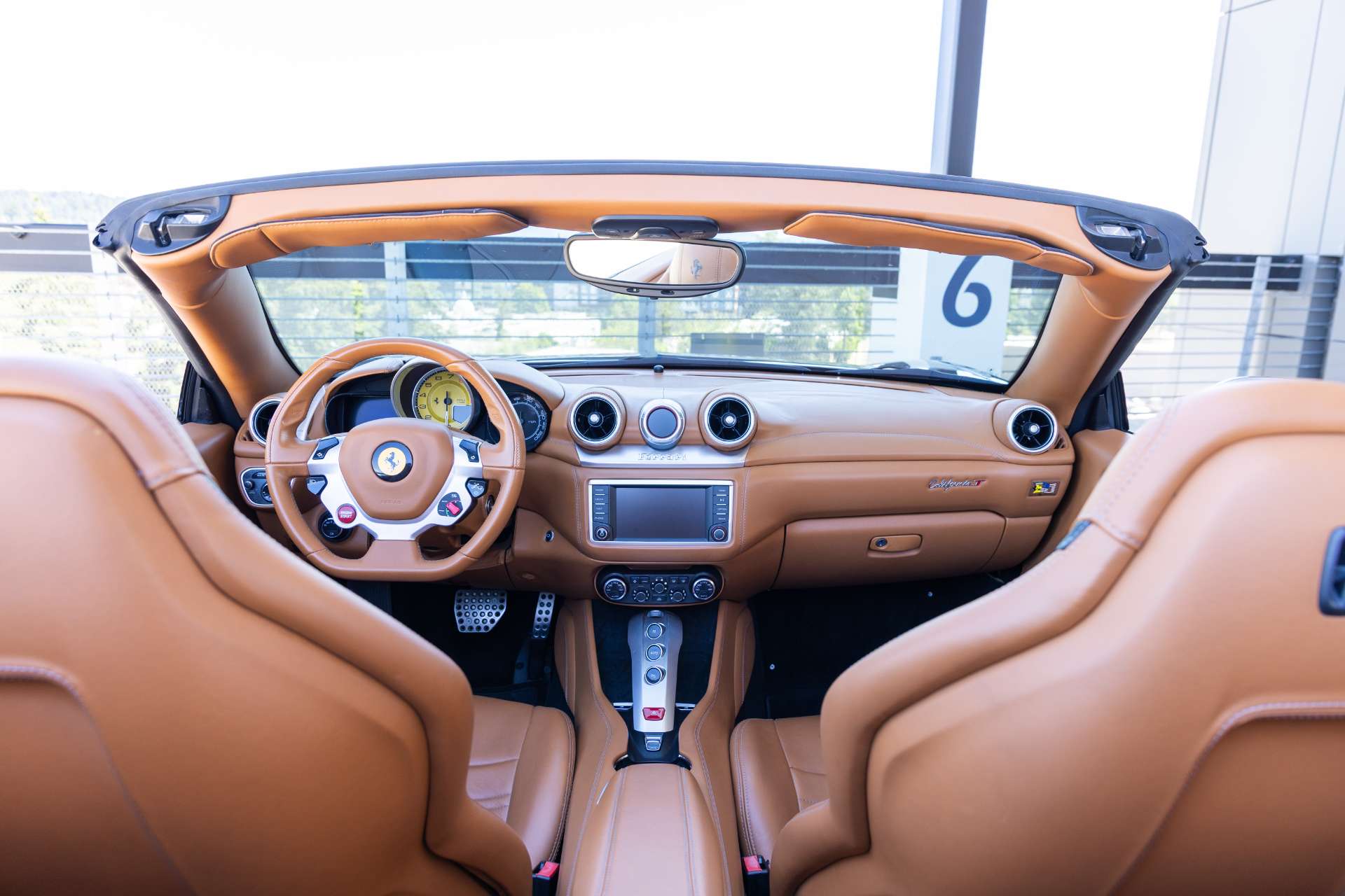 2015 Ferrari California T Base - Photo 42