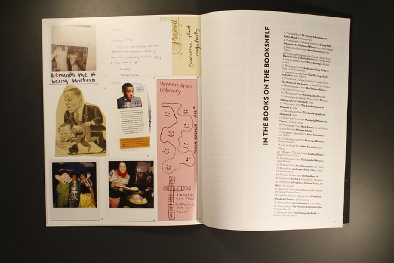 Bookshelf thumbnail 3