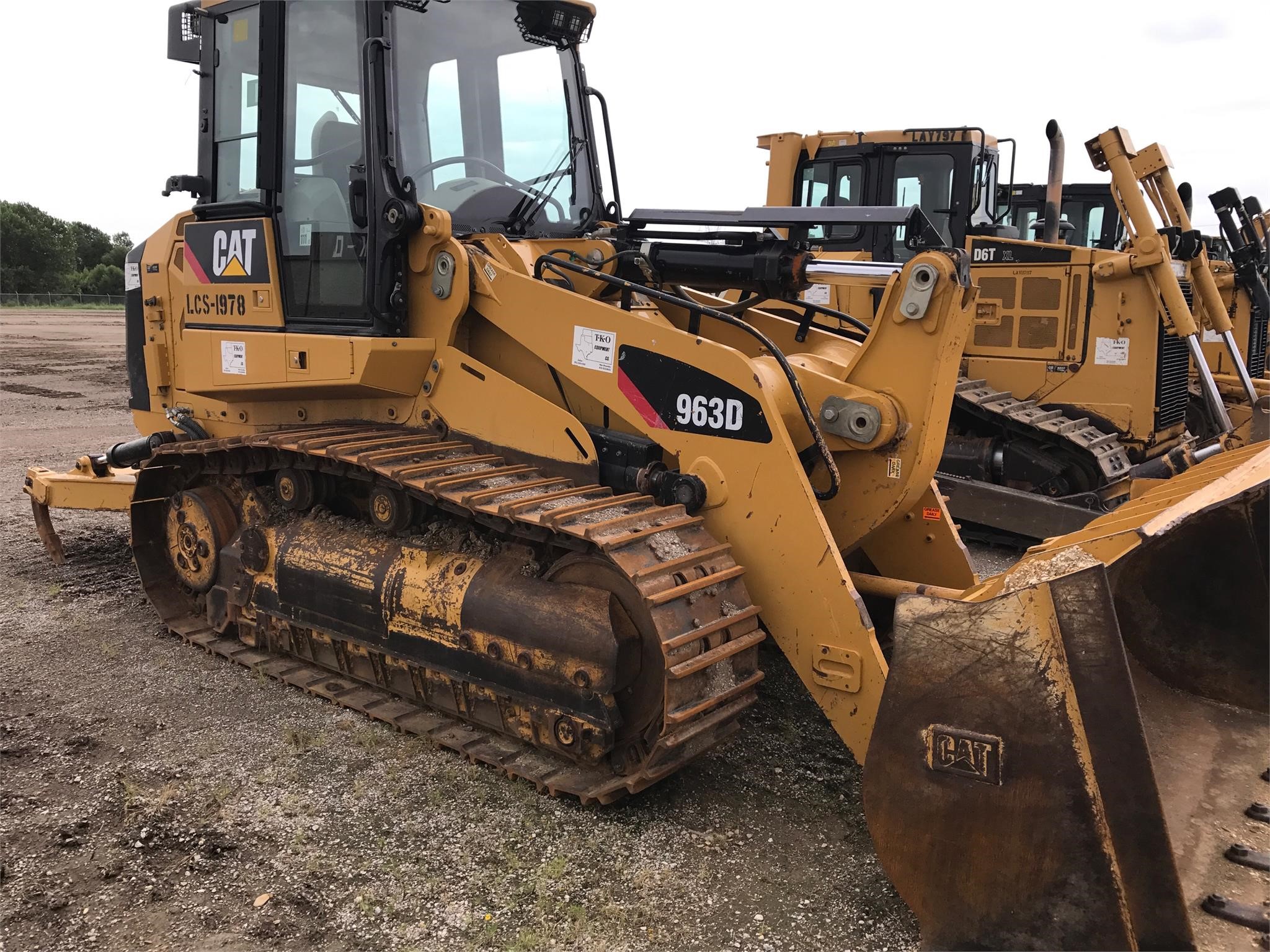 Photo of a 2013 Caterpillar 963D