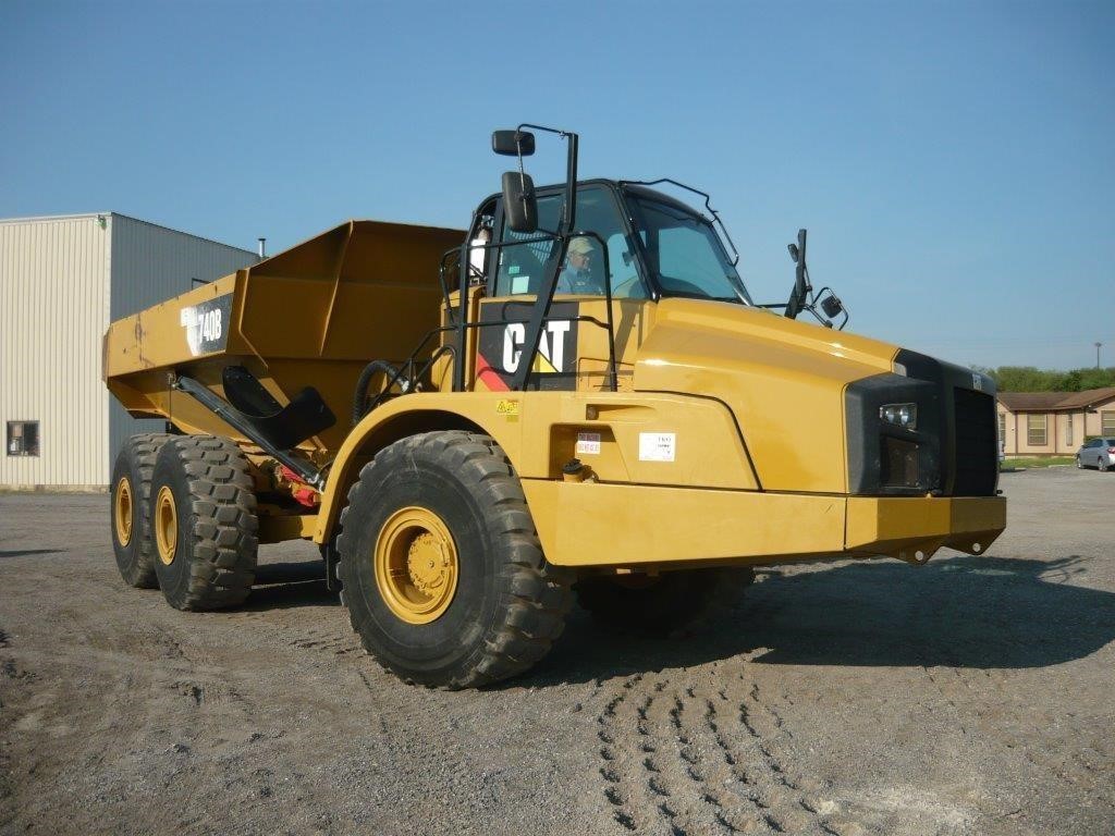 Photo of a 2014 Caterpillar 740B