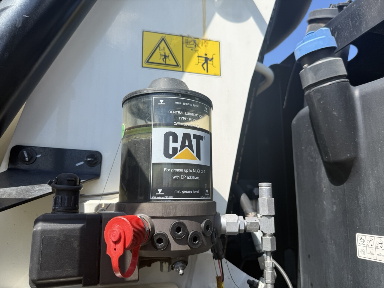 2020 Caterpillar MH3022