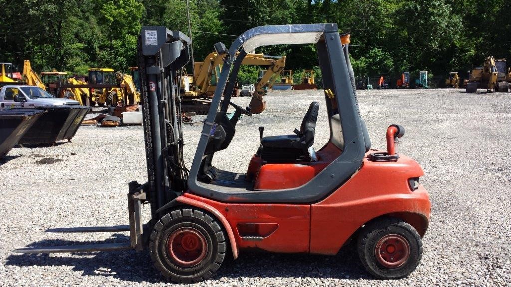 Photo of a 1996 Linde H30D