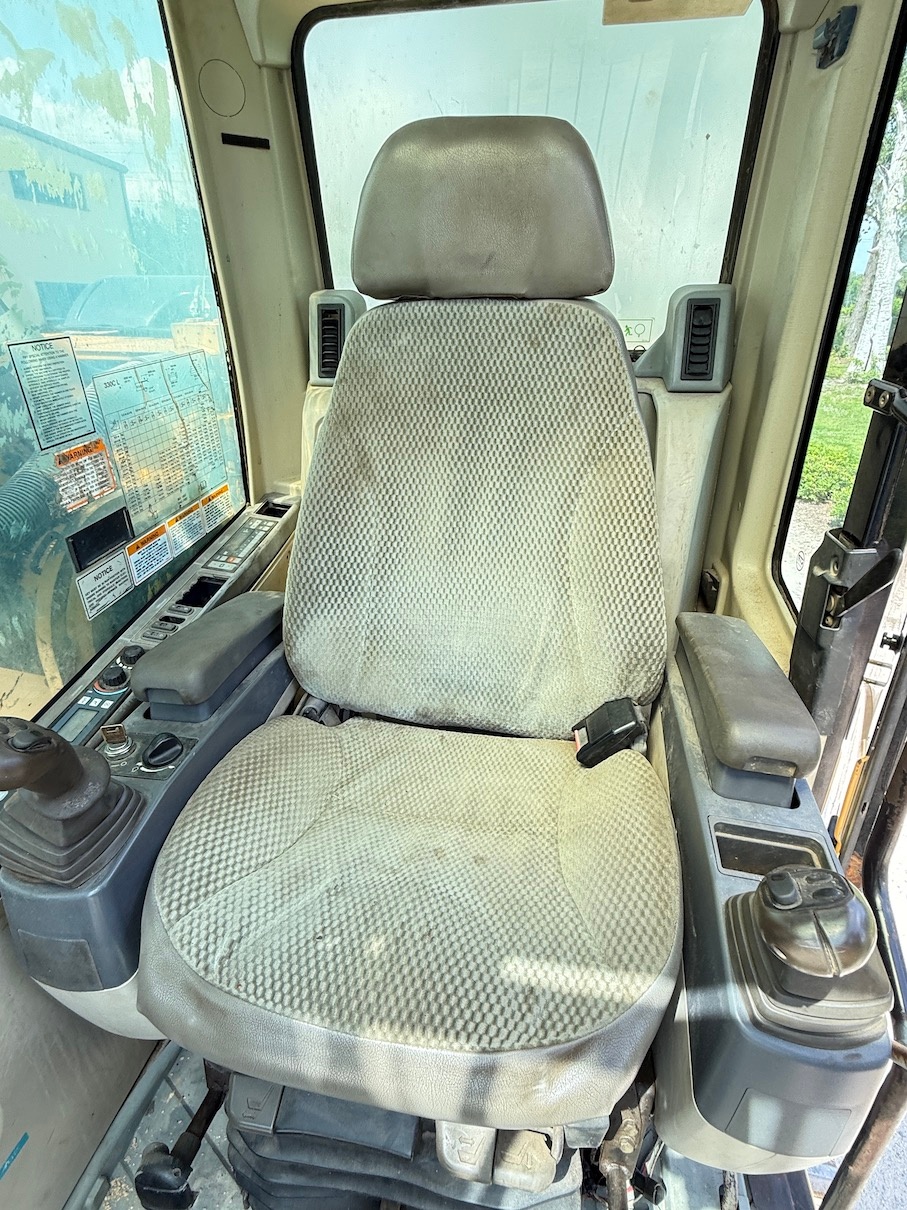 Used 2004 Caterpillar 330CL w Shear For Sale