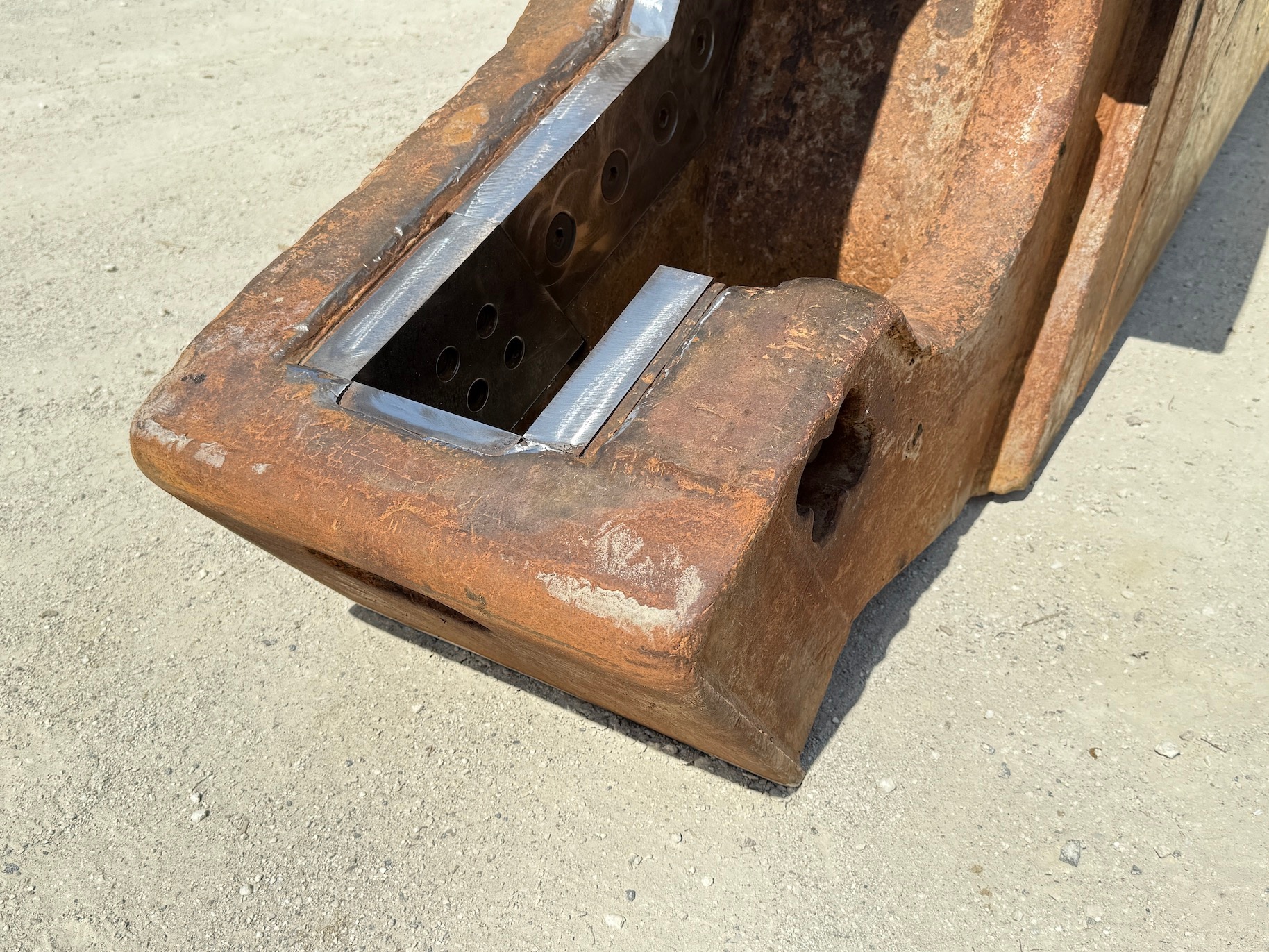 Used  Genesis GXT555R For Sale