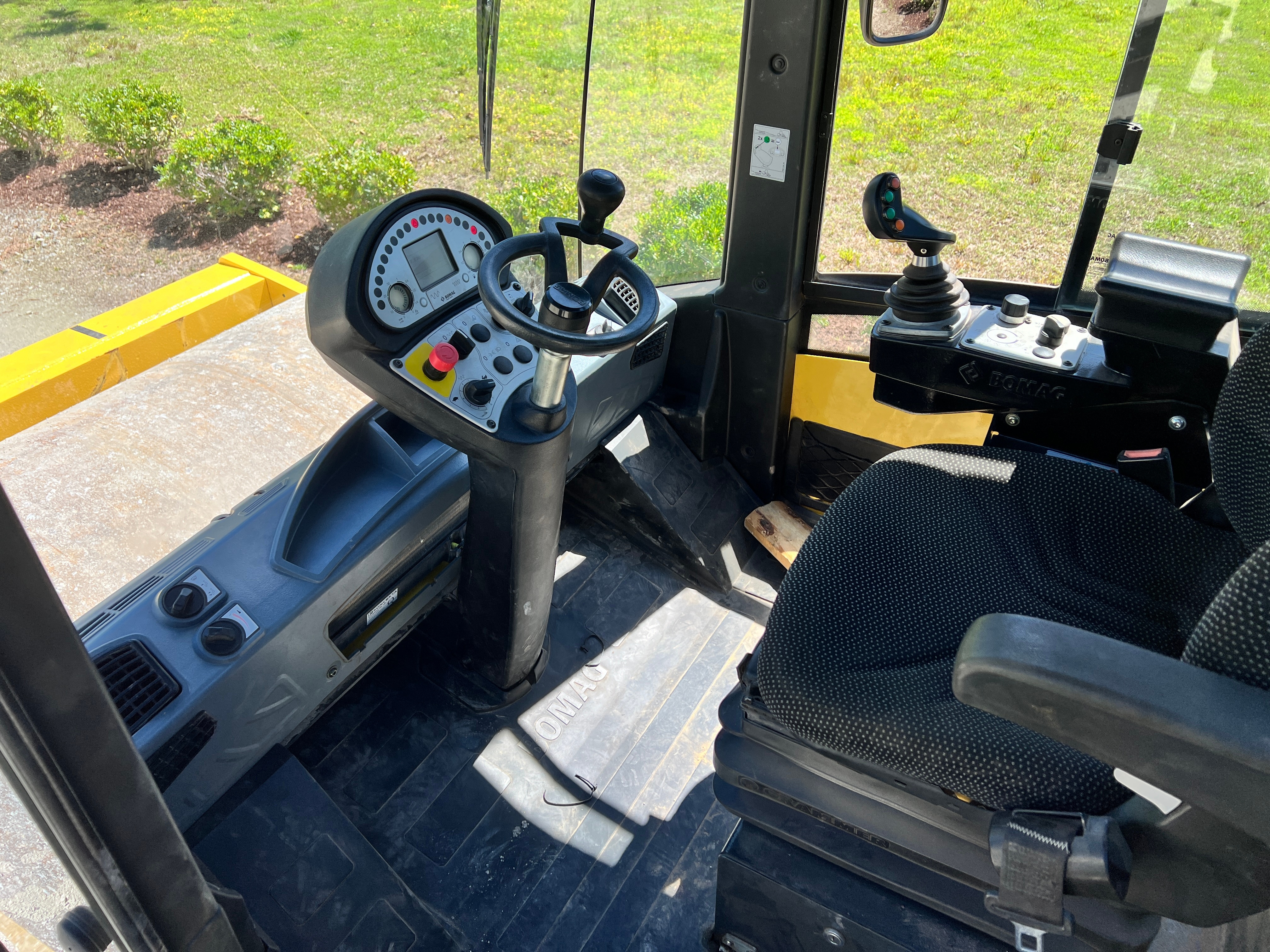 Used 2018 Bomag BW213 DH+P-5 For Sale