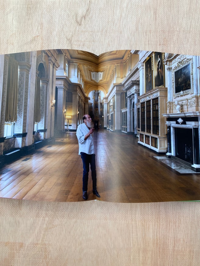 Within a Realm of Distance: Lawrence Weiner at Blenheim Palace thumbnail 5