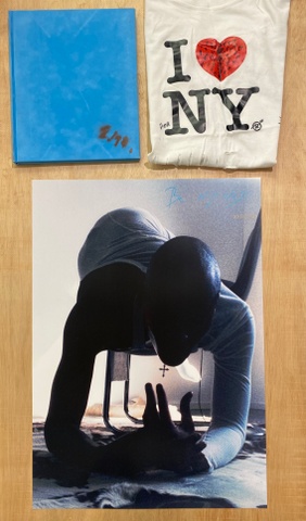 Be My Nest (Special New York Velvet Edition) Book/T-Shirt/Poster