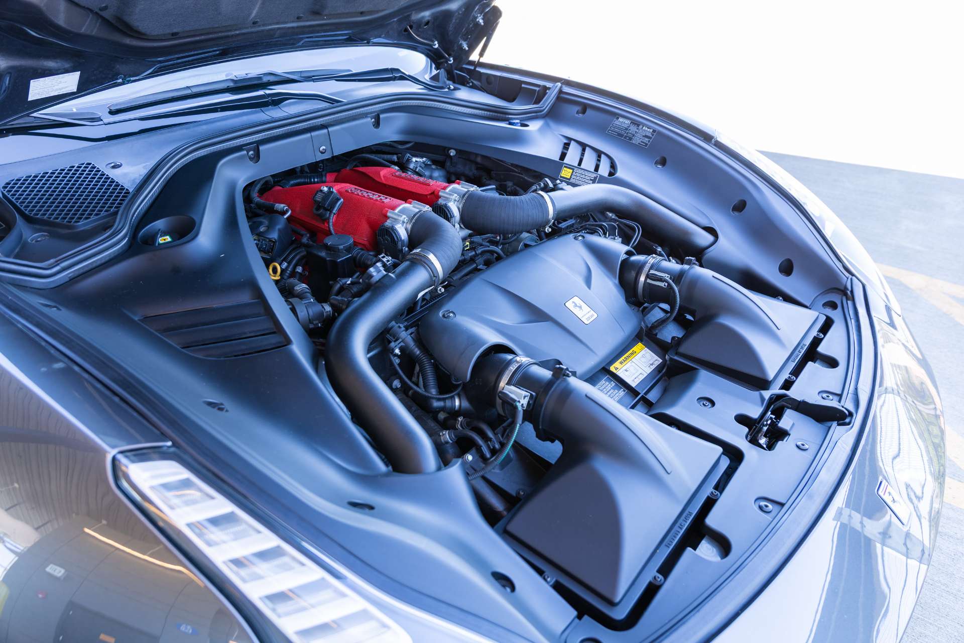 2015 Ferrari California T Base - Photo 38