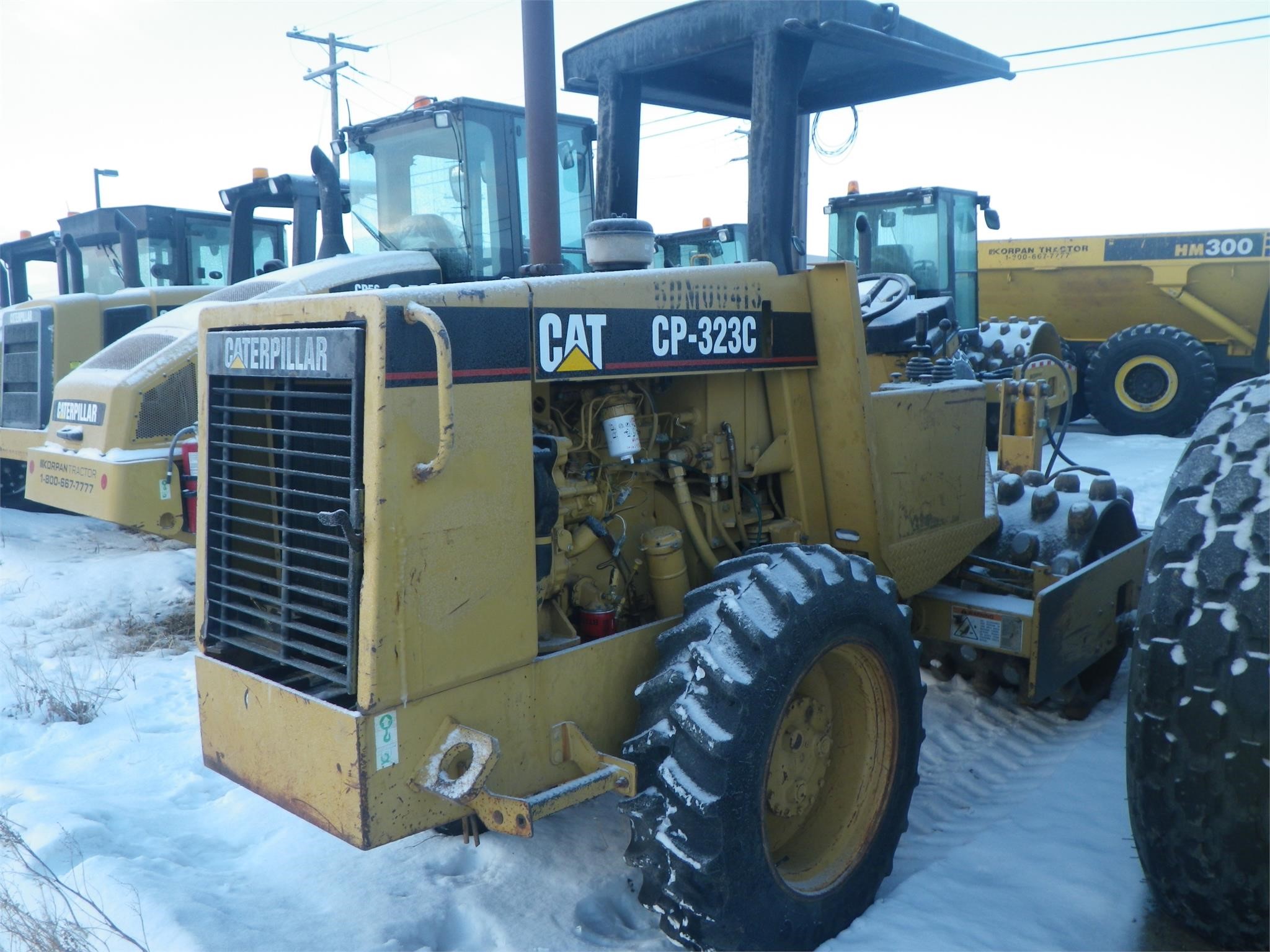 Photo of a 2000 Caterpillar CP-323C