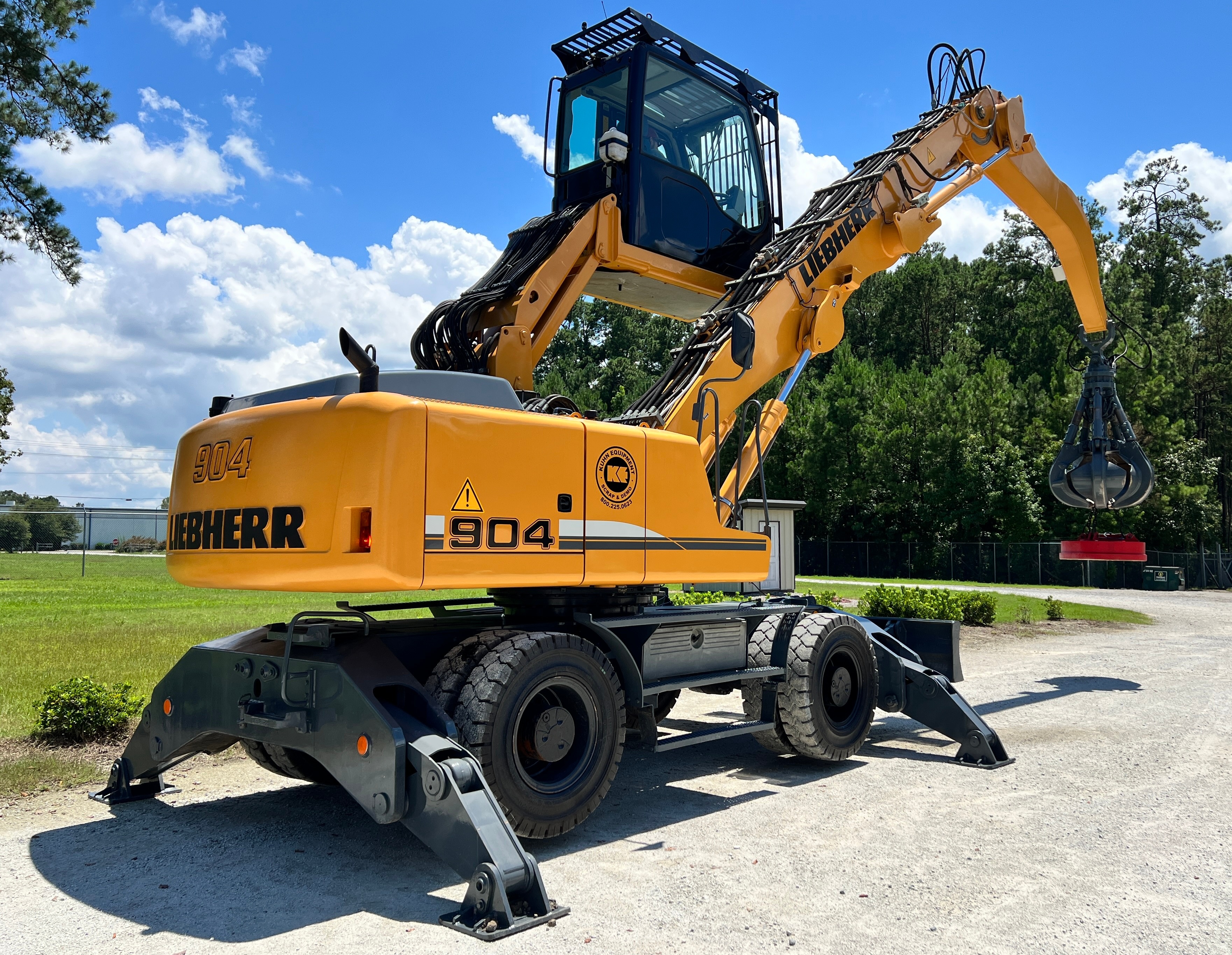 Used 2008 Liebherr A904C MH For Sale