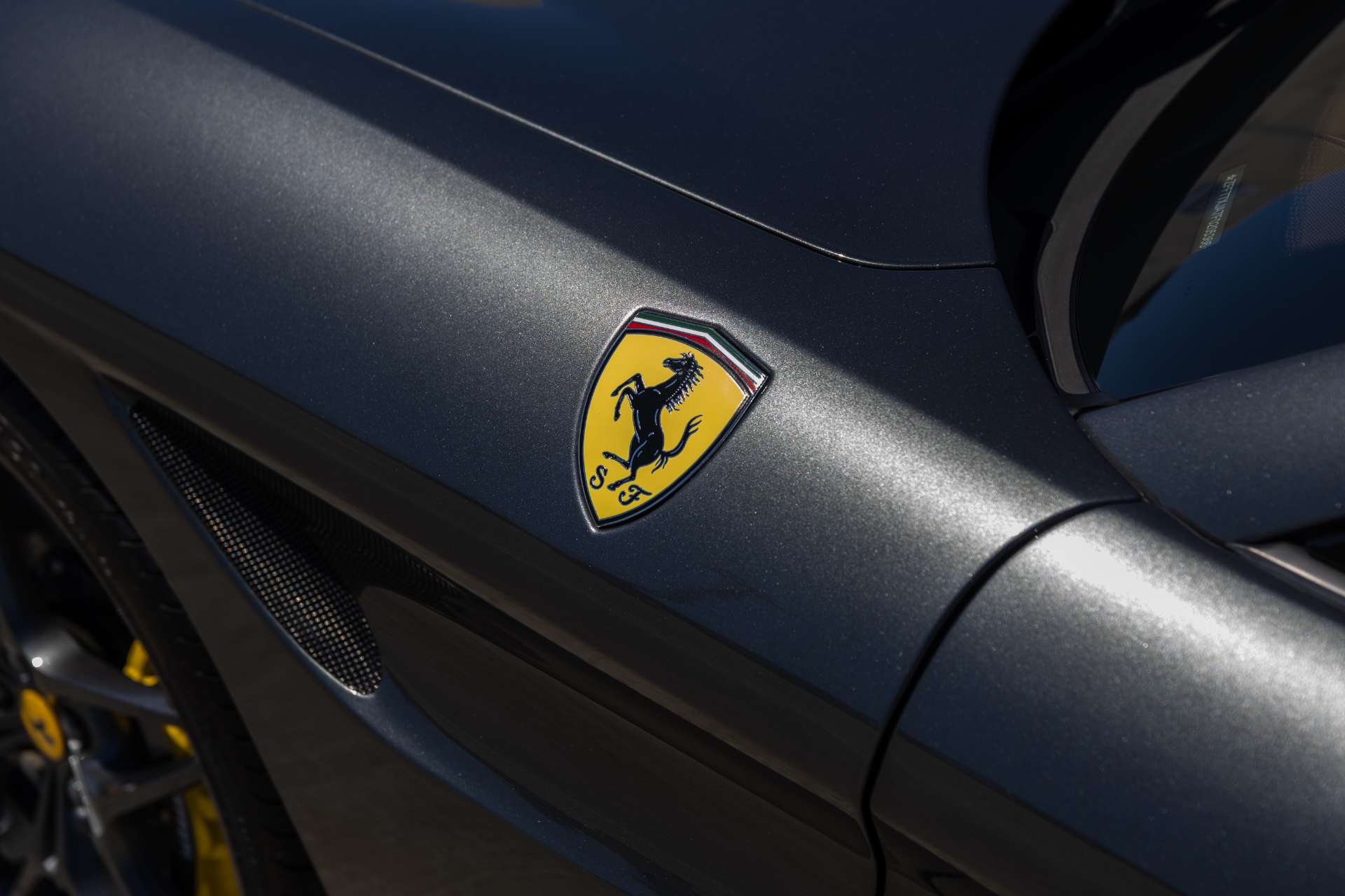 2015 Ferrari California T Base - Photo 36