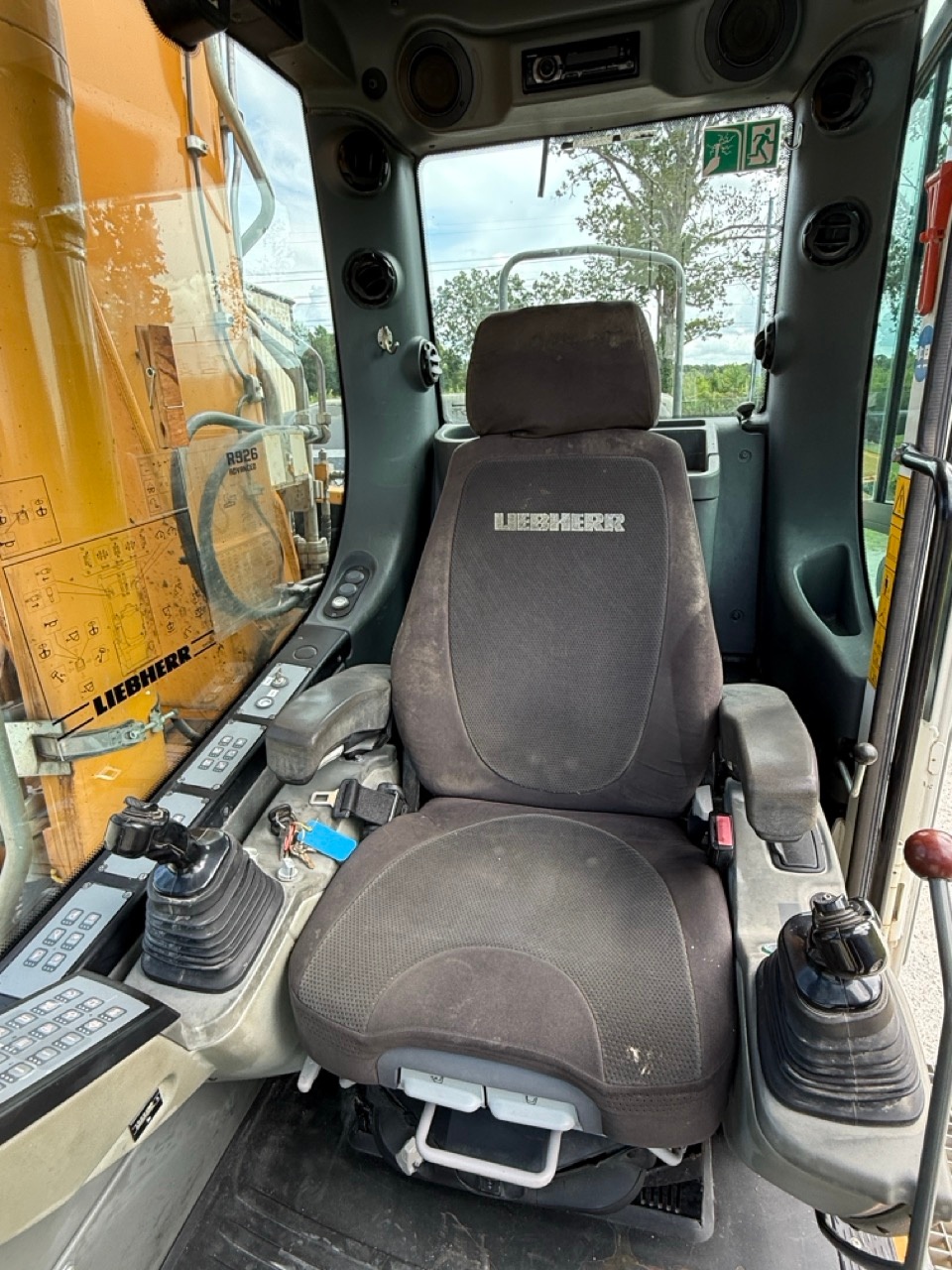Used 2011 Liebherr R926 (AD) For Sale