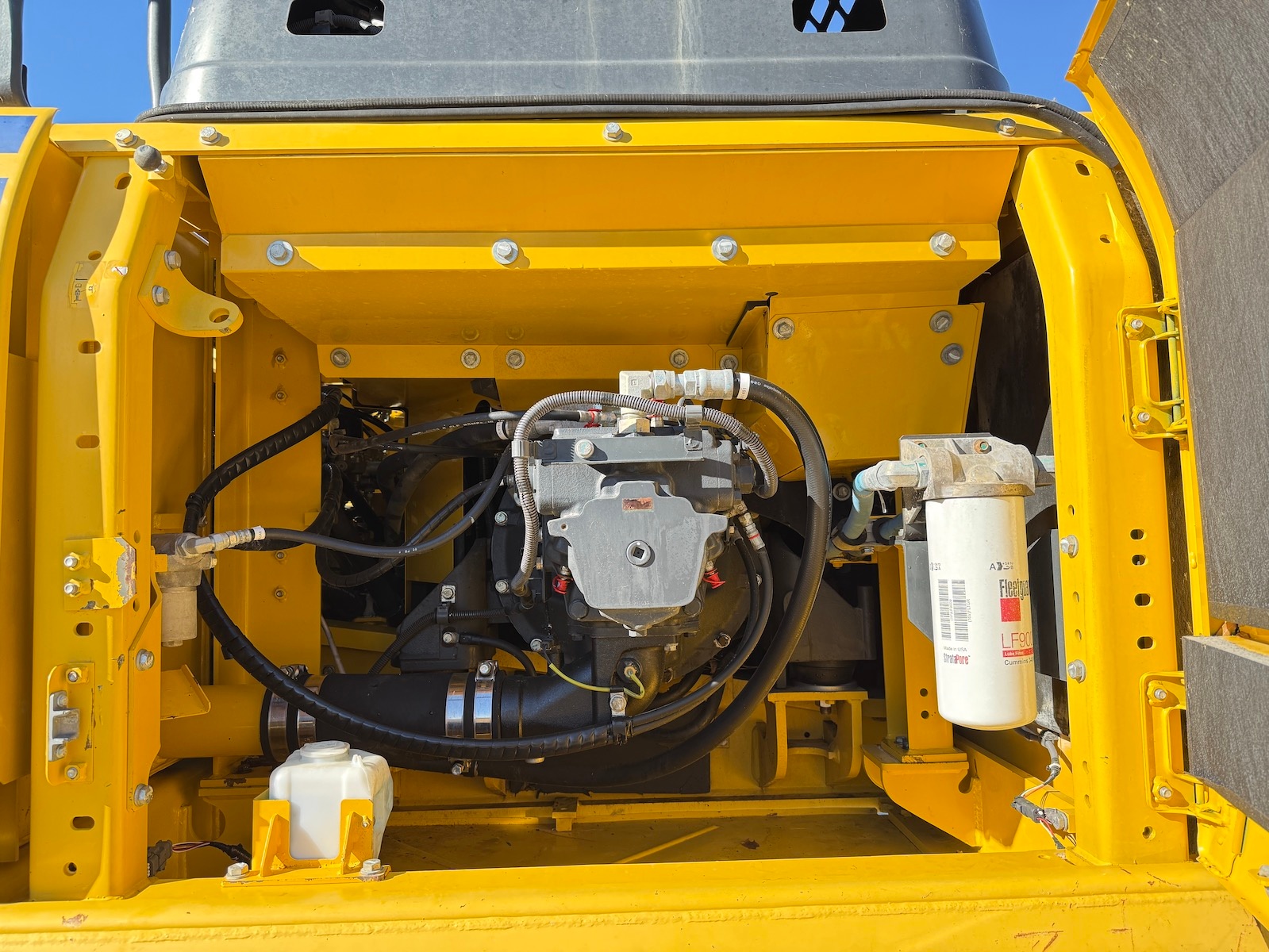 Used 2019 Komatsu PC360LC-11 w/ Shear For Sale