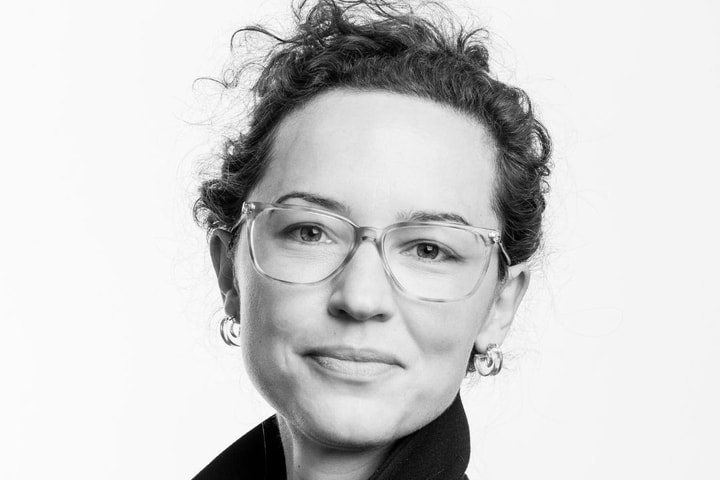 Black and white portrait of Anya Domlesky