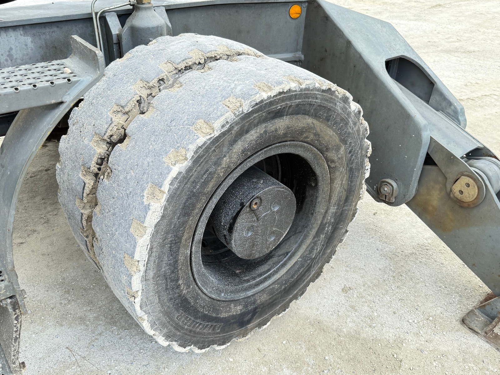 Used 2008 Liebherr A904C MH For Sale