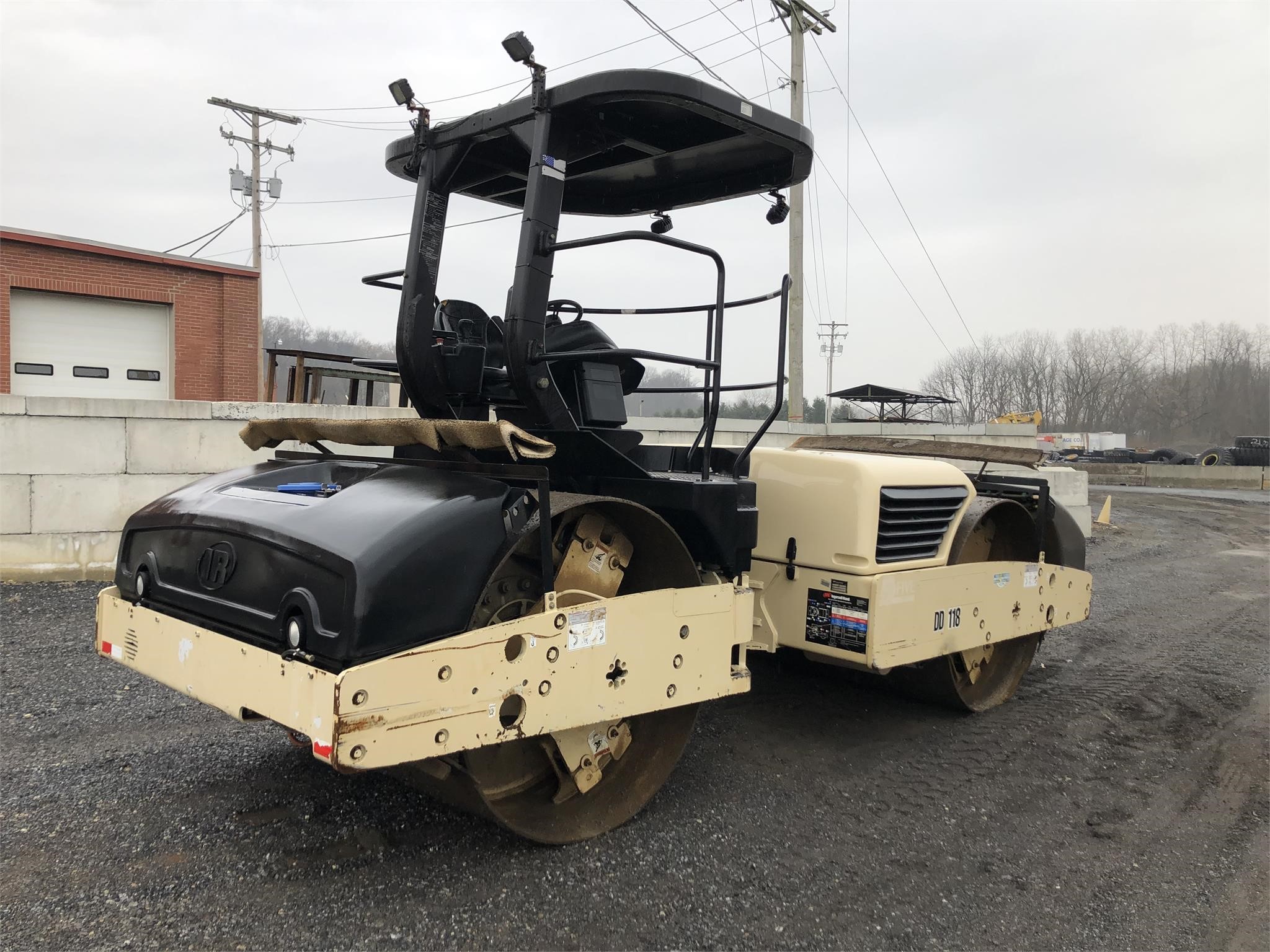 Photo of a 2006 Ingersoll Rand DD118HF