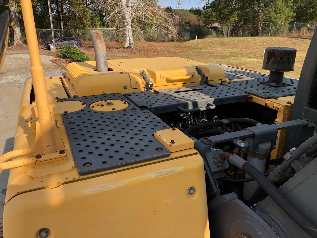 Used 2007 Volvo EC210CL w Crusher Bucket For Sale