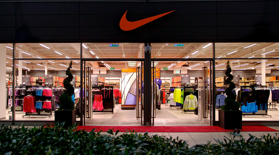 designer outlet nike store