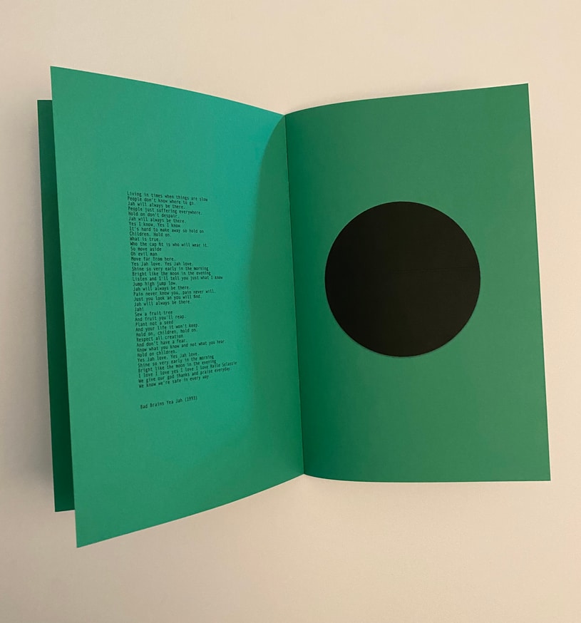 Stay close to me thumbnail 3