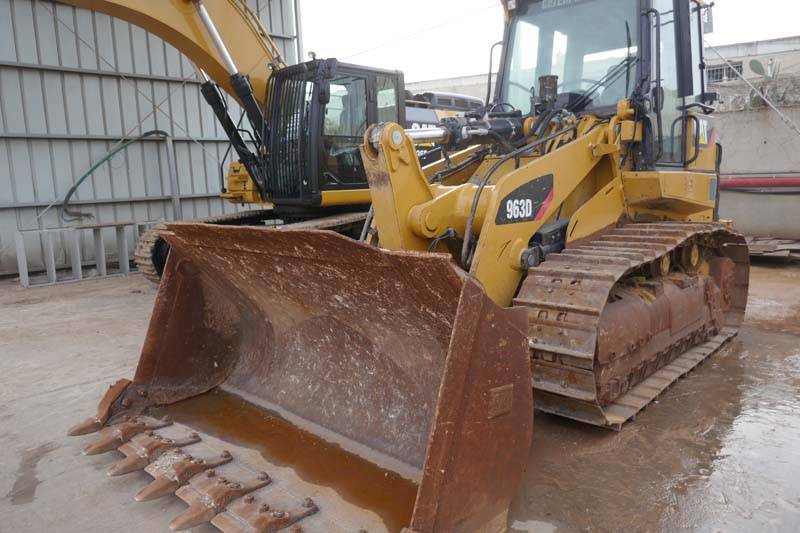 Photo of a 2013 Caterpillar 963D