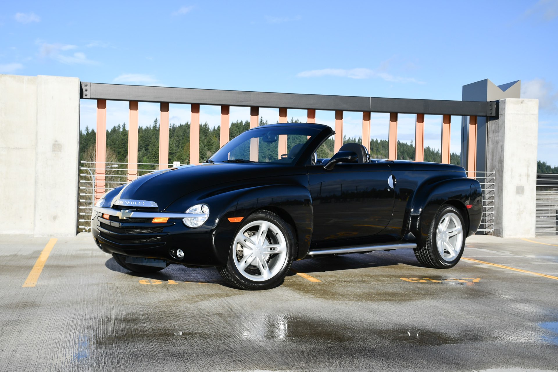 2004 Chevrolet SSR LS