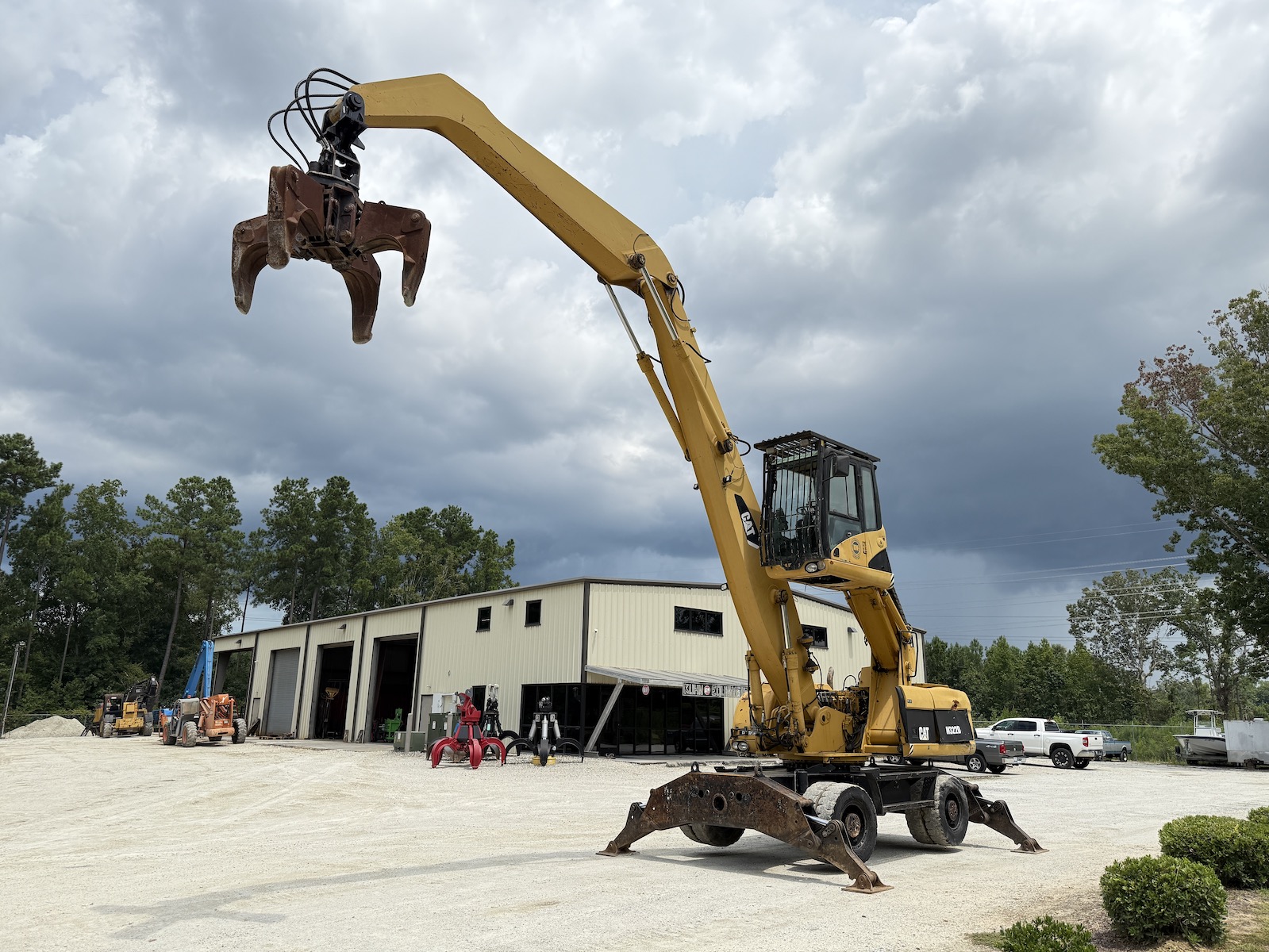 Photo of a 2007 Caterpillar M322D MH